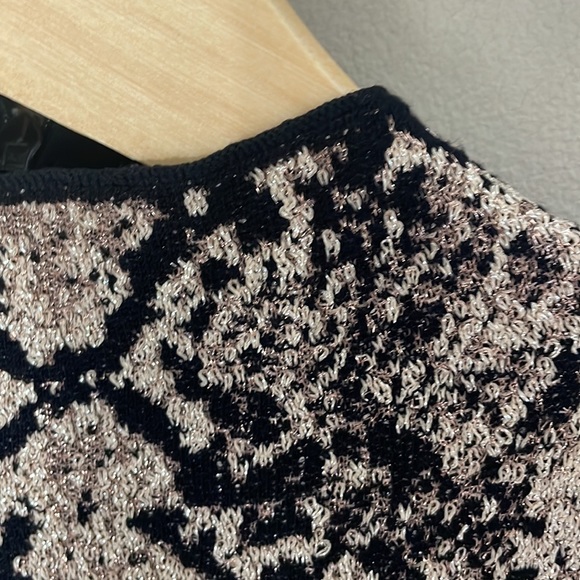 INC snake print long sleeve top - Picture 2 of 16